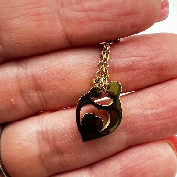 NIB gold tone "mother and child" holding opal, 18" necklace! - Picture 9 of 13